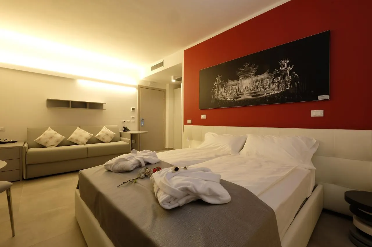 Relais Villa Clodia Lazise 0*,  Italy